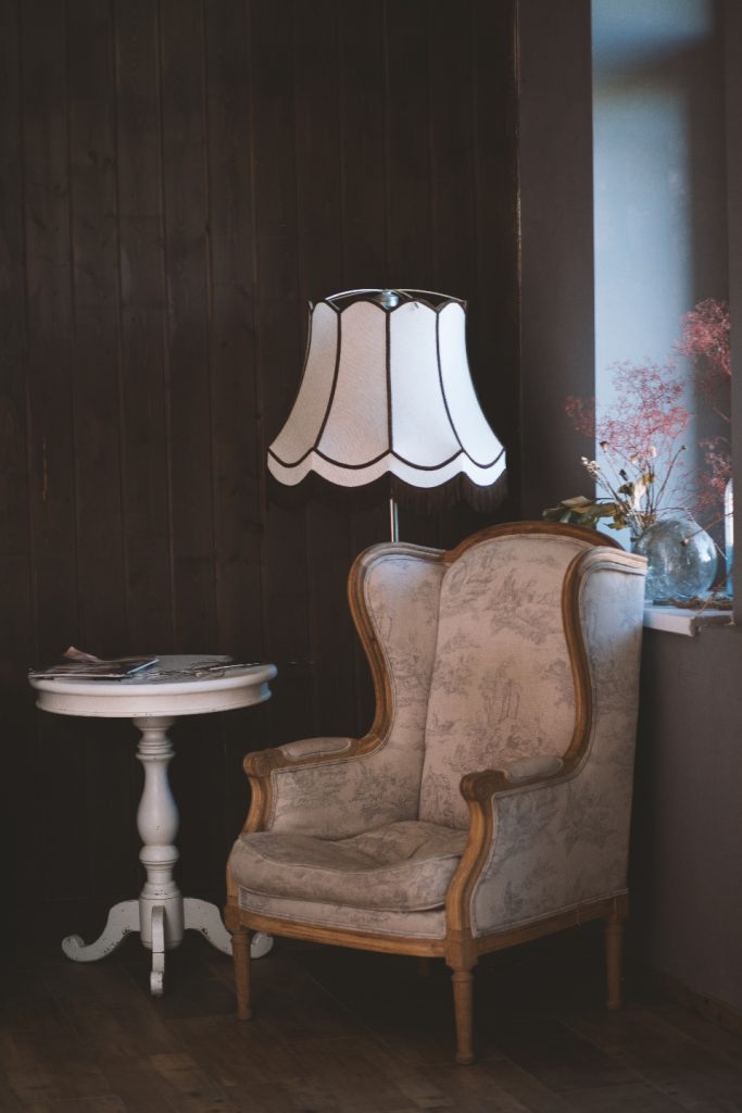 Hampton Leather Wingback