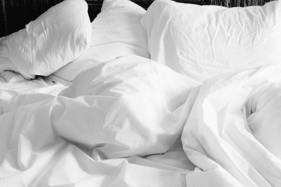Ivory Linen Bedding Set