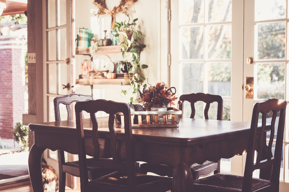 Manor Dark Oak Dining Set